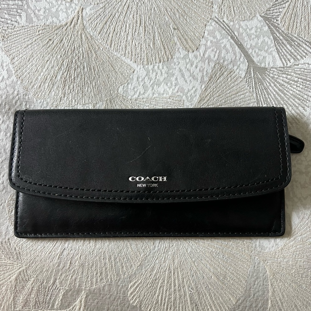 Coach  Saffiano black Leather Wallet ECU